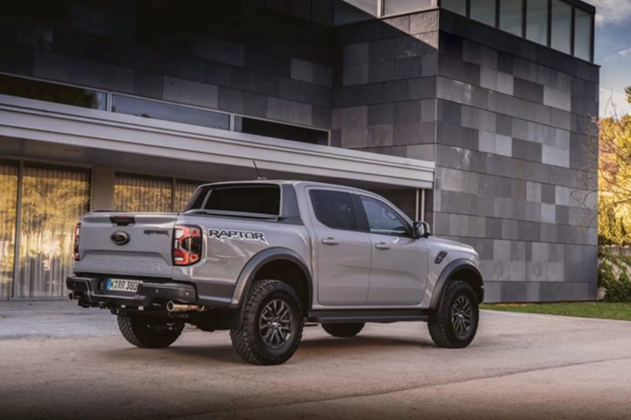 Grey Ford Ranger Raptor