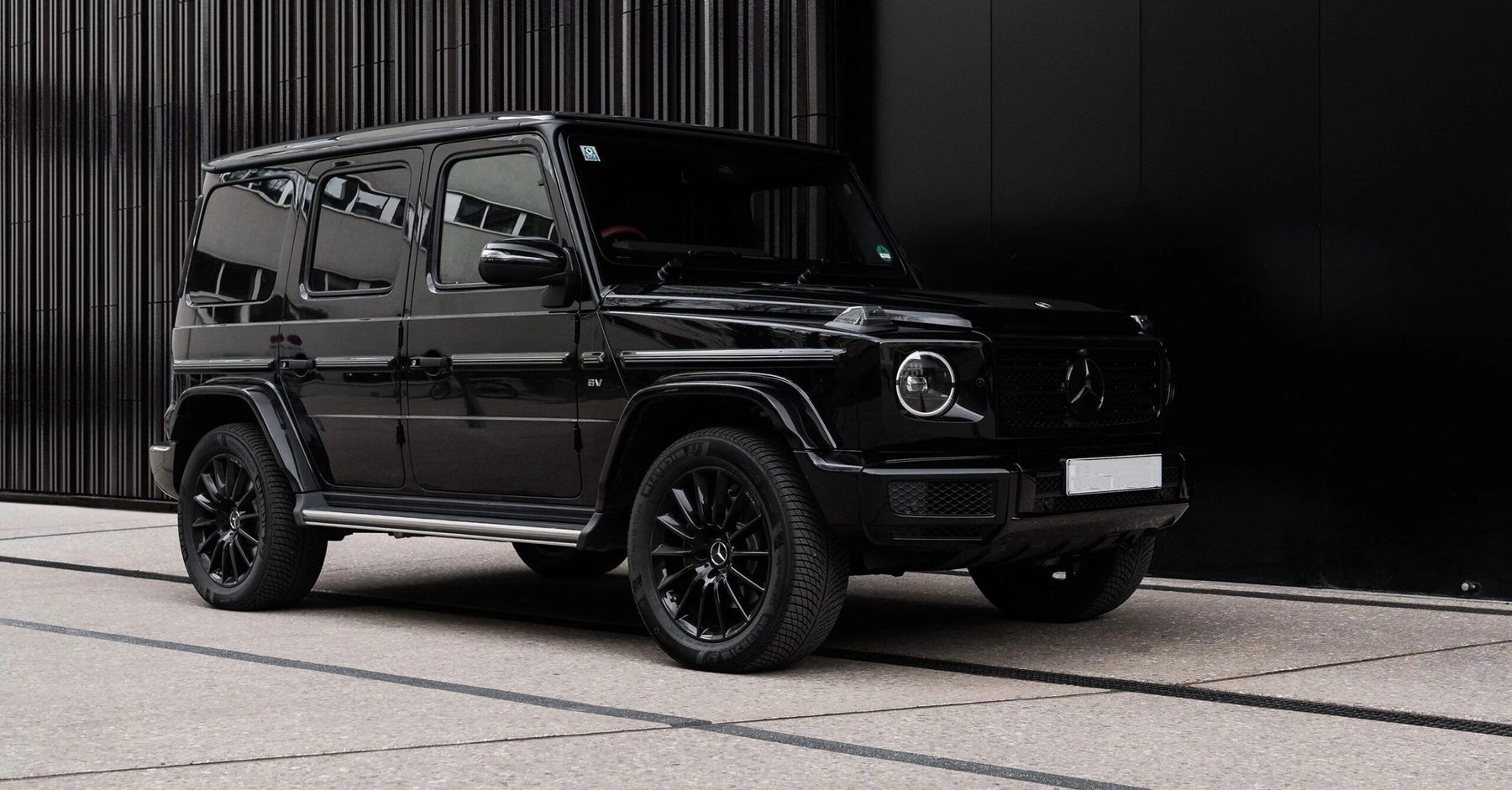 Luxury SUV delivered to Sishen Airport, Kathu